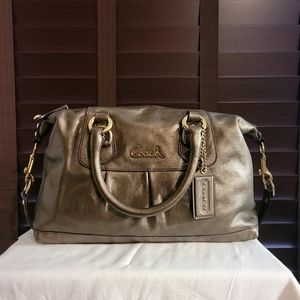 Coach bag. Medium, reversible, green/metallic